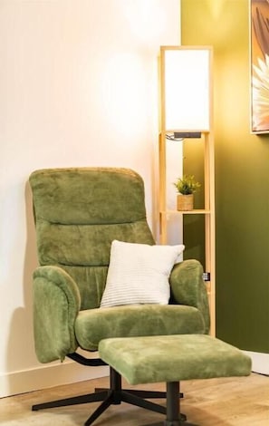 Superior Apartment, Multiple Beds, Non Smoking, Kitchen | Interior
