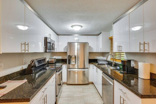 Spacious & Pet-friendly Yard! Jacksonville Home