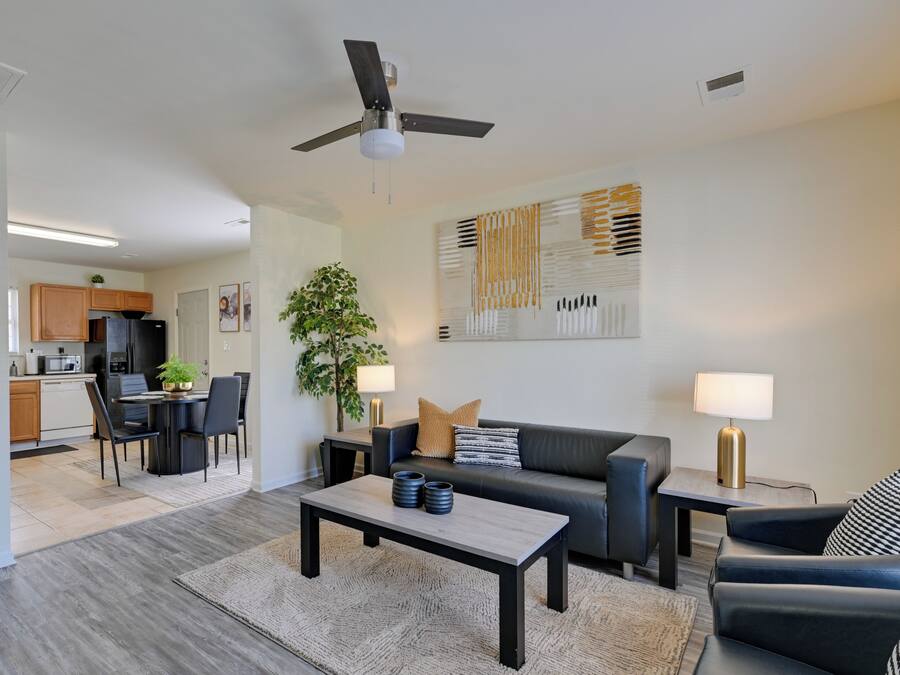 House (4 Bedrooms) | Interior