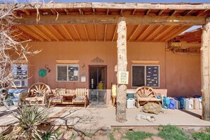 Interior - Mtn-view Suite in Moab Backcountry: River Access! (Moab)