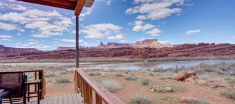 Endless Adventure! Red Rock Suite w/ River Access
