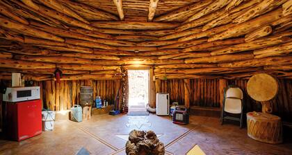 Moab Backcountry Hogan: Hike, Kayak & Explore