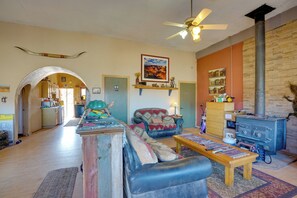 Interior - Milky Way Views & Endless Trails: Moab River Suite (Moab)