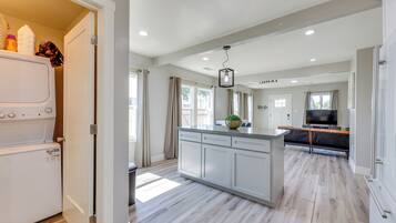 Casa (2 Bedrooms) | Interior