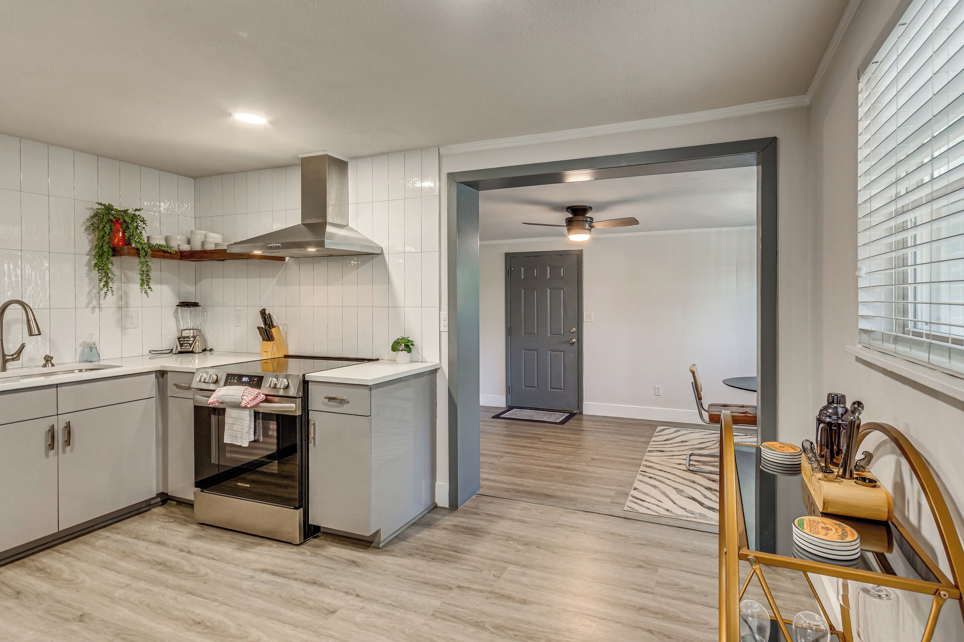 House (2 Bedrooms) | Interior