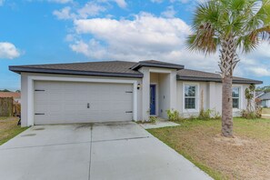 Front of property - Sleek + Convenient Palm Bay Stay: Bring Your Pet! (Palm Bay)