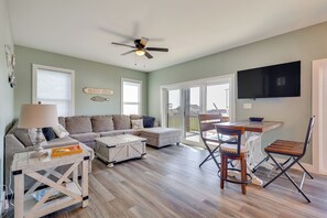 House (5 Bedrooms) | Interior - Beach Getaway for Groups! Spacious Oak Island Home (Oak Island)