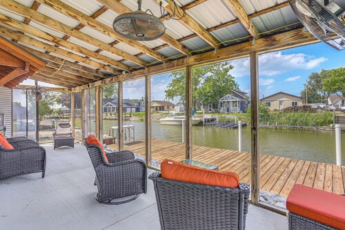 75' Private Dock! Waterfront Nugent's Canal Home