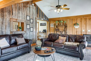 House (2 Bedrooms) | Front of property