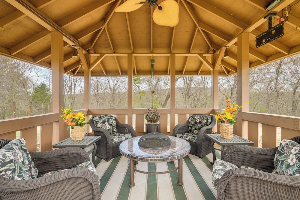 Ozark Getaway w/ Pond, Fire Pit & Patio - Pope County, AR