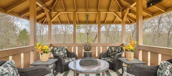 Ozark Getaway w/ Pond, Fire Pit & Patio