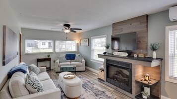 House (2 Bedrooms) | Bahagian dalam