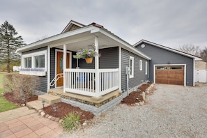 Rumah (2 Bedrooms) | Bagian depan properti