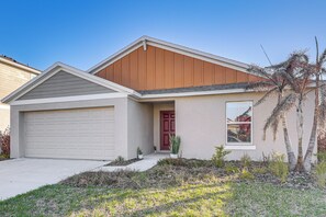 Interior - Hybrid Work Retreat in Lithia w/ Pool Access! (Lithia)