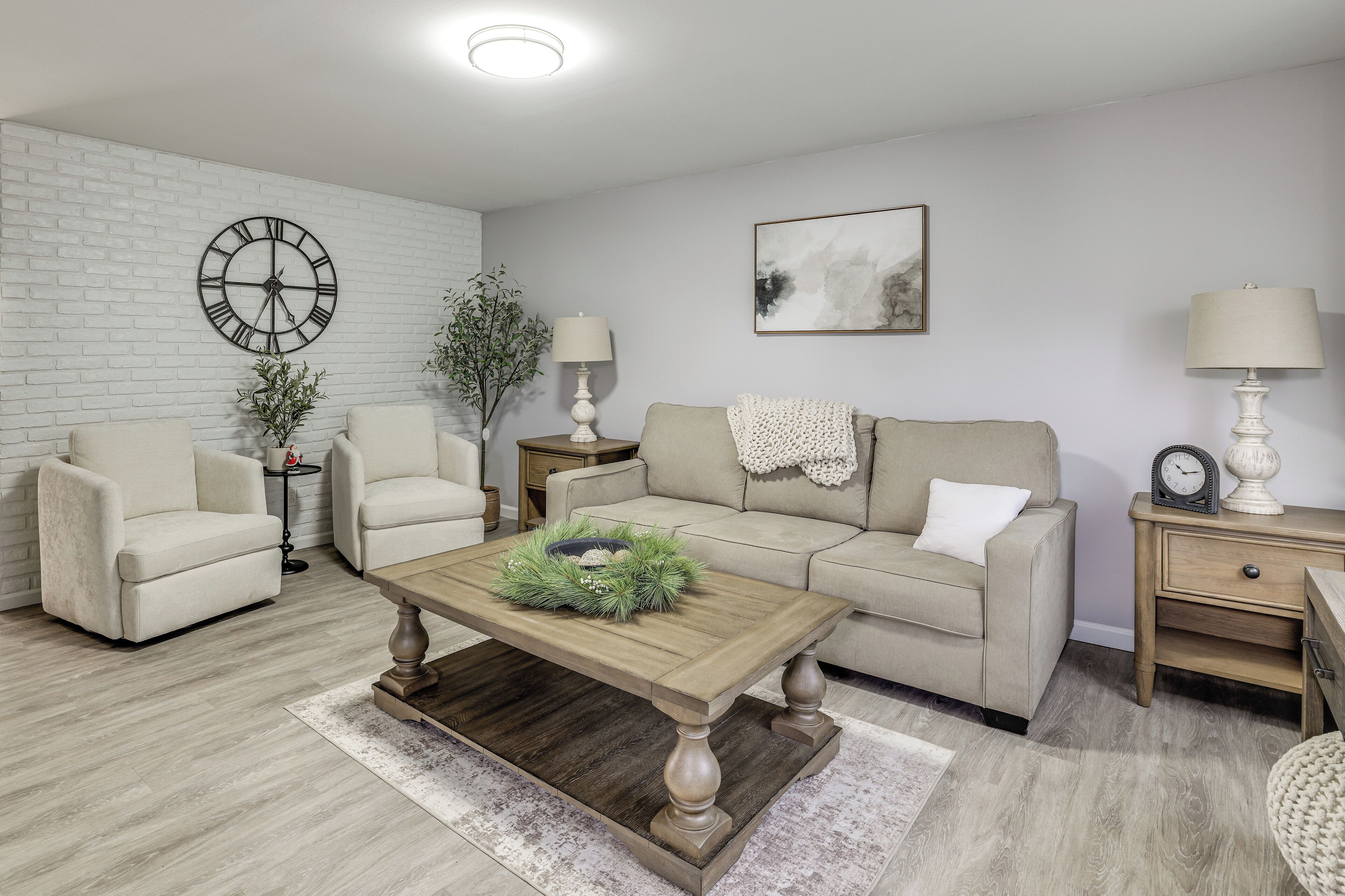 House (3 Bedrooms) | Interior