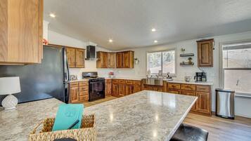 House (3 Bedrooms) | Bahagian dalam