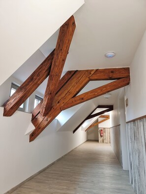 Interior - Apartment with terrace (Muhr am See)