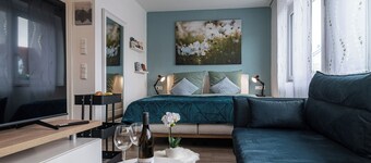 Modern Skandi apartment with terrace and fenced garden in Gunzenhausen