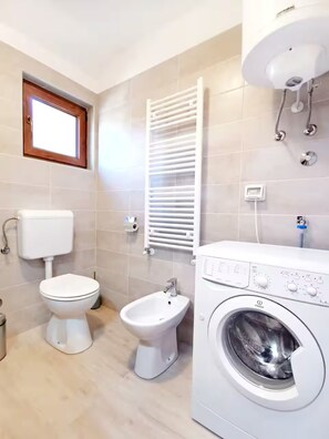 Apartment, 3 Bedrooms, Patio, Garden View | Bathroom - Green Retreat in Gornji Picudo (Umag)
