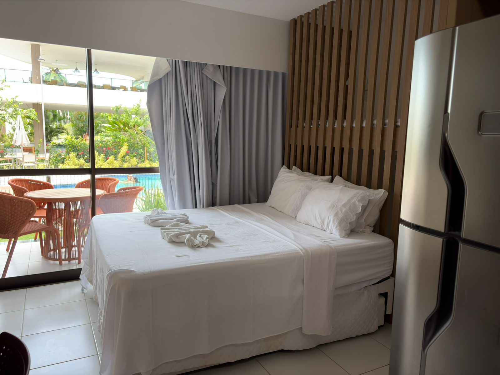 Lägenhet Deluxe - utsikt mot poolen - bottenvåning