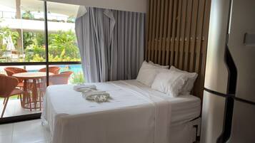 Lägenhet Deluxe - utsikt mot poolen - bottenvåning