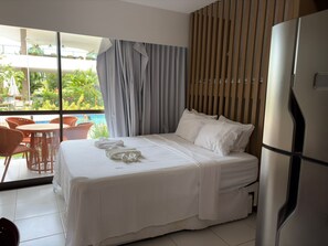 Lägenhet Deluxe - utsikt mot poolen - bottenvåning