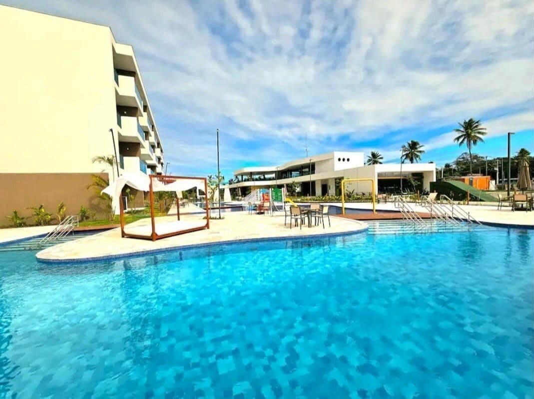 Apartamento | Piscina | 10 piscinas externas