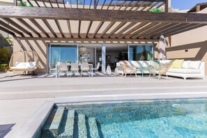 Outdoor dining - Kaiman 3 by VillaGranCanaria (San Bartolomé de Tirajana)