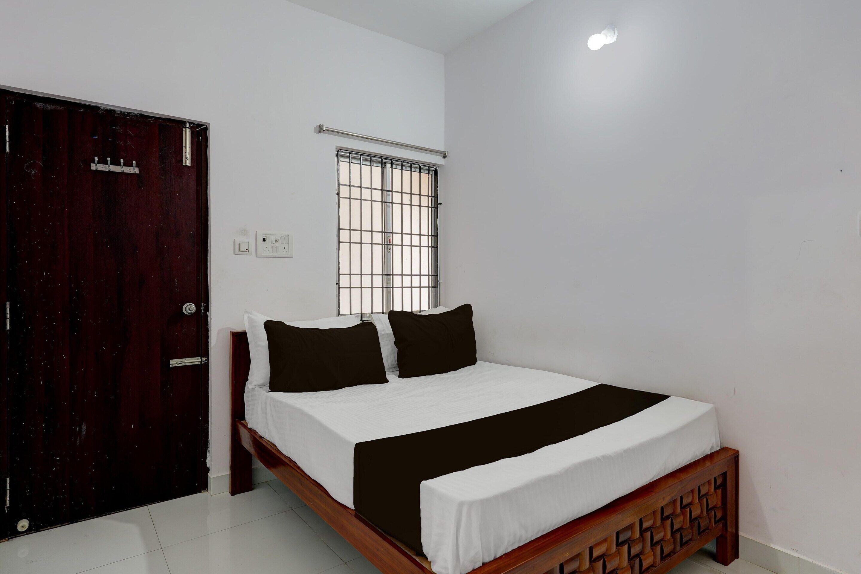 House | 1 bedroom