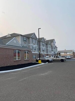 Exterior - Best Western Plus Atlantic City West Extended Stay & Suites (Pleasantville)