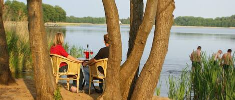 Bungalow | Outdoor dining