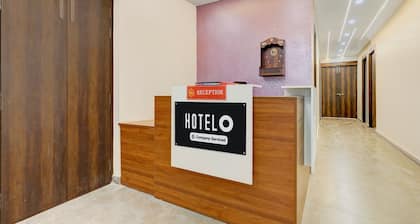 Hotel O Pari Chowk Metro Station