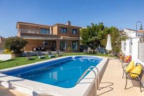 Pool - Blue Oasis Retreat by Fidalsa (Roda de Berà)