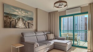 Living area - Bright Apartment with Pool, Terrace & Private Parking – Finestrat (Benidorm)