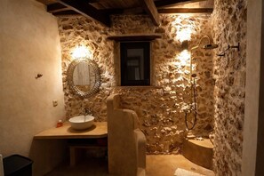 Shower, hair dryer, towels, shampoo - Vertigo Stone Villa - Roumeli Private Pool Escape (Roumeli)