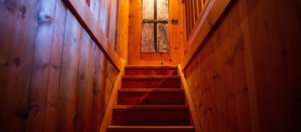 Apartment 'Oberniederhof Anno 1838' with Mountain View, Shared Garden and Wi-Fi