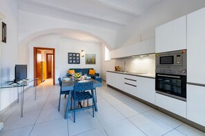 Interior - GuestHost - A comfortable and welcoming 64 square meters apartment, perfect for four people, located on the ground floor of a renovated period villa with a private entrance.The property is located in Alba Adriatica, a town famous for its long sandy beach (Alba Adriatica)