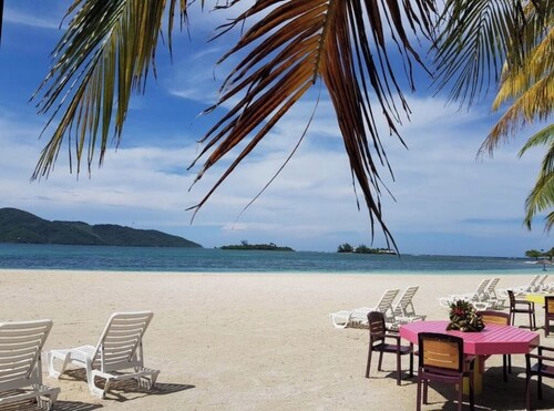 “Vista Caribe” - Your Custom Caribbean Vacation !