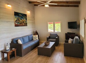 Living area - “Vista Caribe” - Your Custom Caribbean Vacation ! (Guanaja, the Bight)