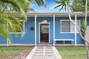 Exterior detail - Welcome to your classic Straddie escape in beautiful Amity (Amity)