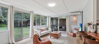 Welcome to your classic Straddie escape in beautiful Amity