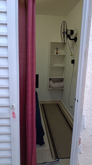 Internet, bed sheets - Viracopos suite house (Campinas)