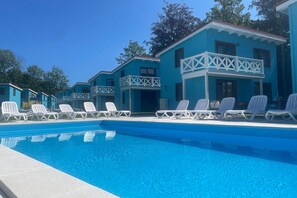 Pool - Comfortable holiday home (No. 3), summer pool (Rewal)