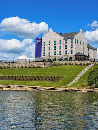 Sleep Inn & Suites Savannah Tennessee Riverfront