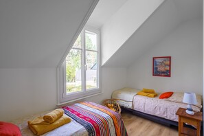 Iron/ironing board, free WiFi, bed sheets - Plomarch Pella - à 300m de la plage (Douarnenez)