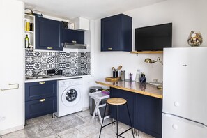 Fridge, microwave, coffee/tea maker, cookware/dishes/utensils - L'Ancrage à Port Leucate - A 1km de la plage (Leucate)