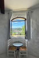Tripla Standard, vista mare | Una cassaforte in camera, Wi-Fi gratuito