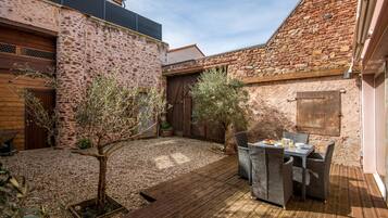 UtendĂžrsservering