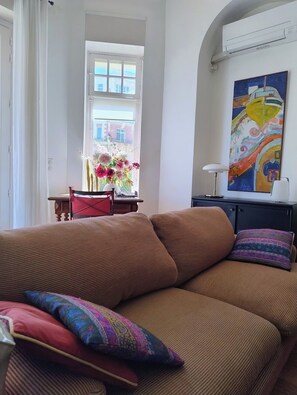 Living area - For rent : Beautiful bright apartment - ideally located (Biarritz)