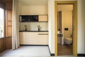 Shower, hair dryer, towels - Housing Fana by Sharing Co 2PAX (Málaga)